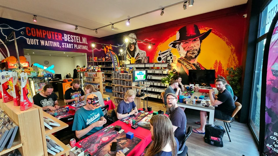 Sfeerbeeld van de winkel en community van For The Player