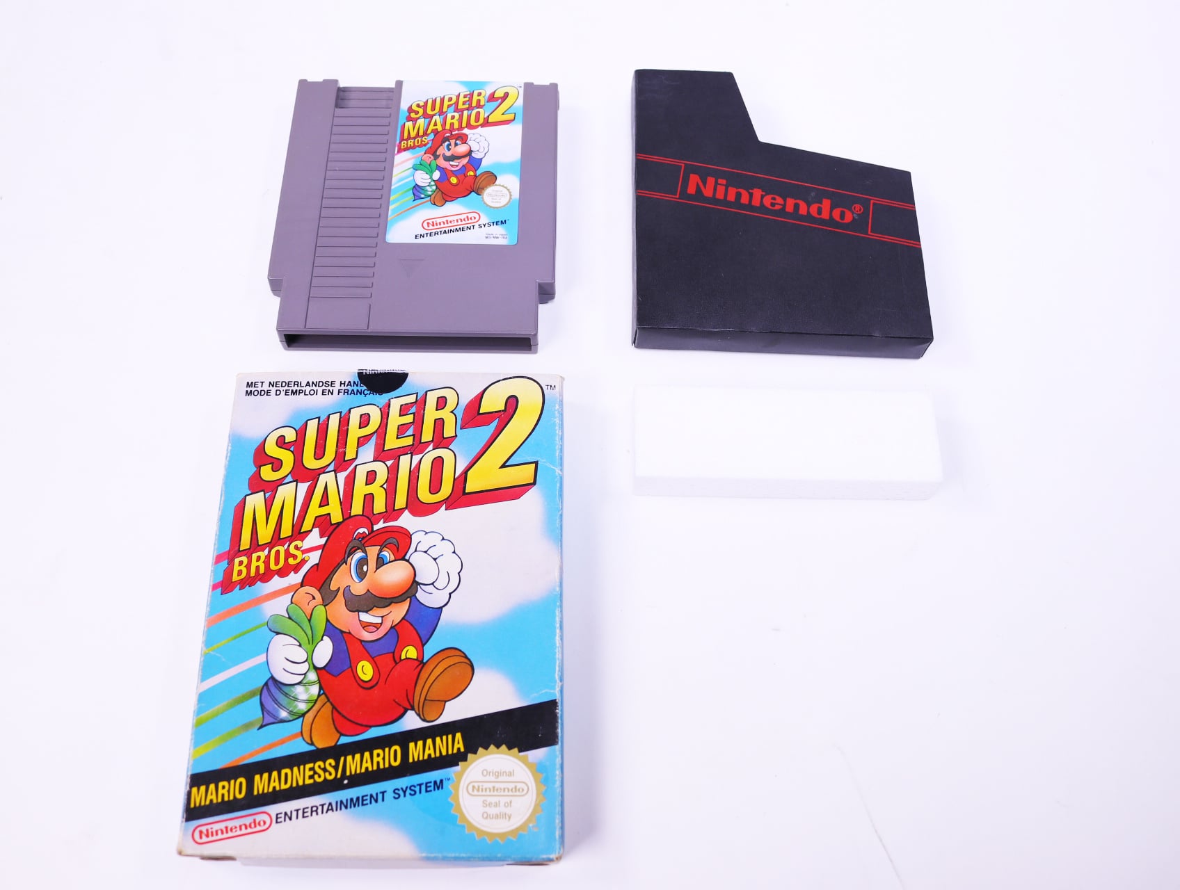 NES - Super Mario Bros 2 - Boxed