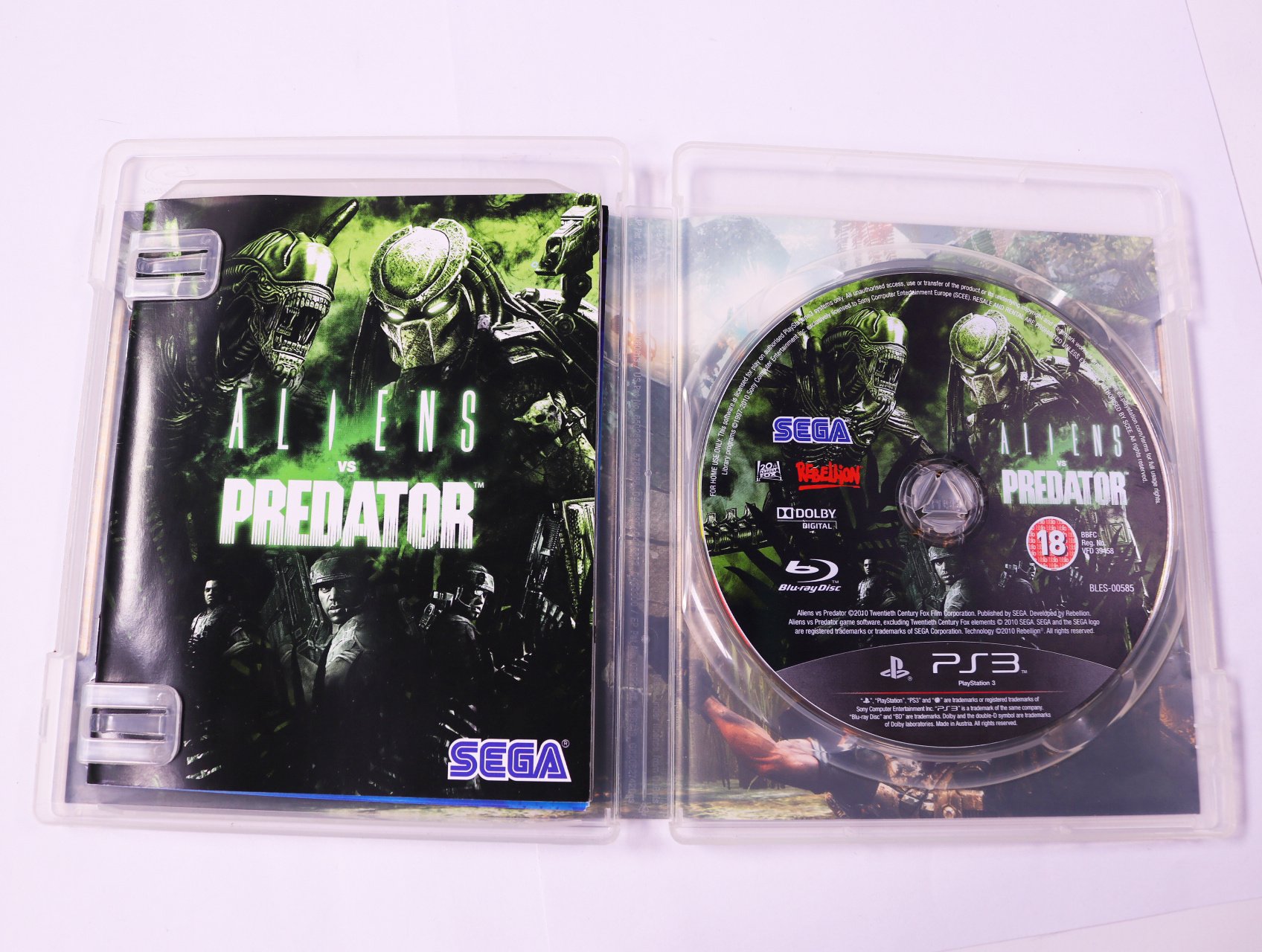 PlayStation 3 - Aliens vs. Predator - productfoto 3