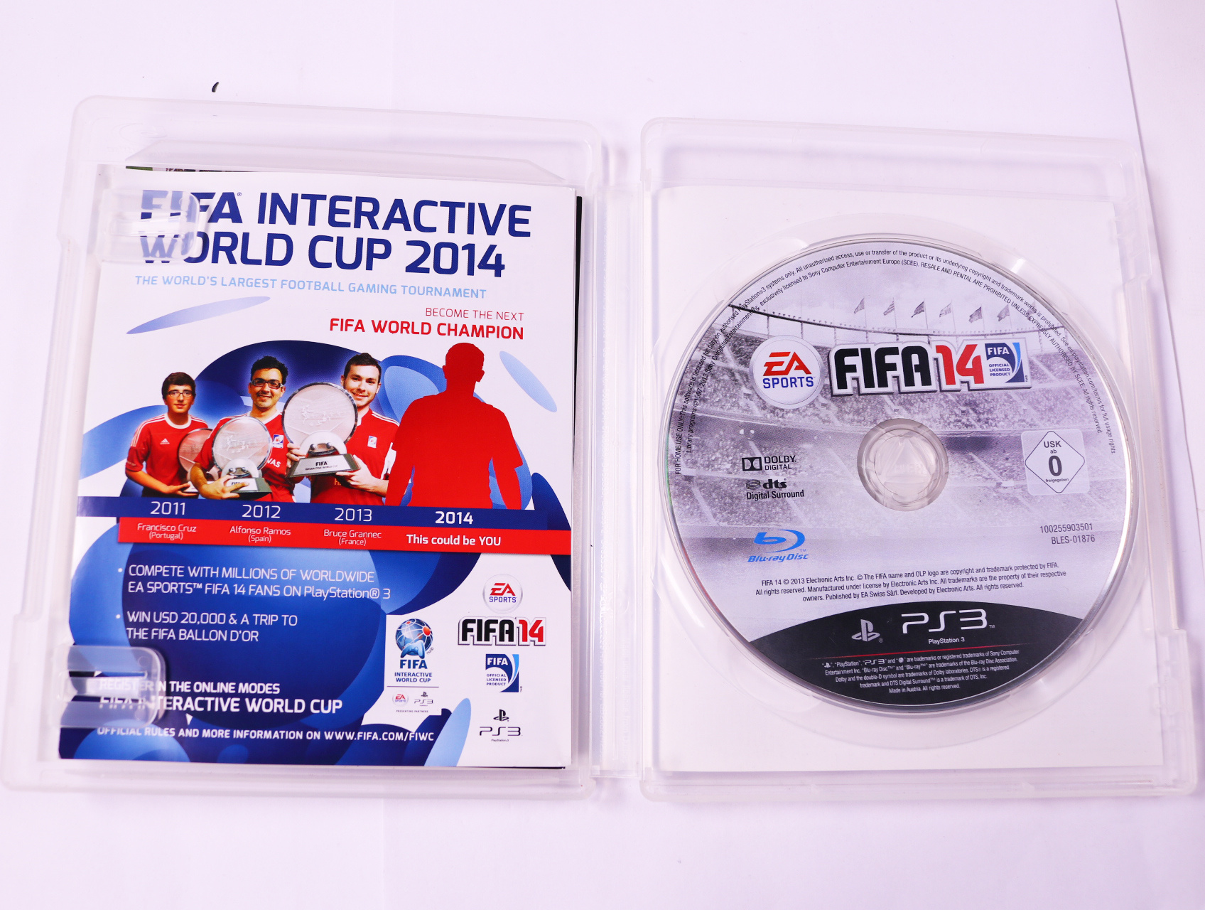 Playstation 3 - FIFA 14 - productfoto 3