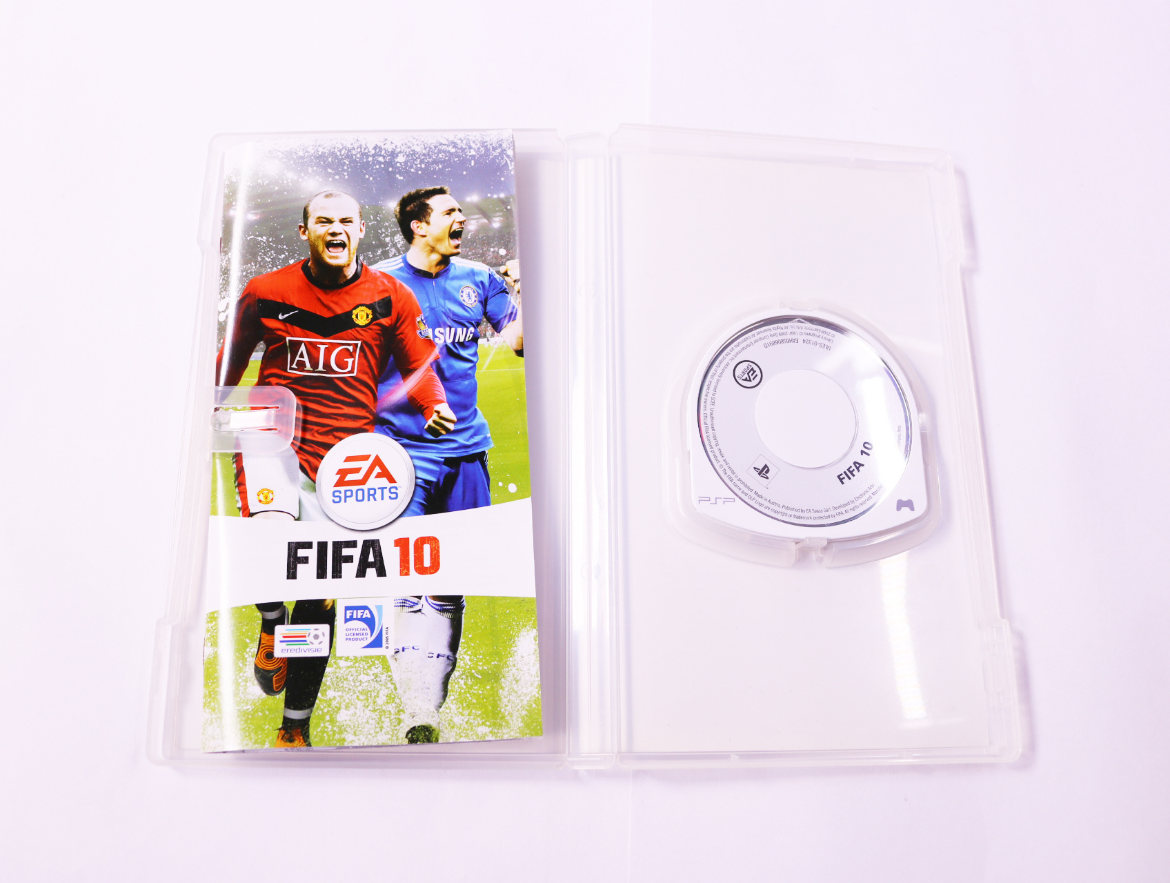 PSP - FIFA 10 - productfoto 3