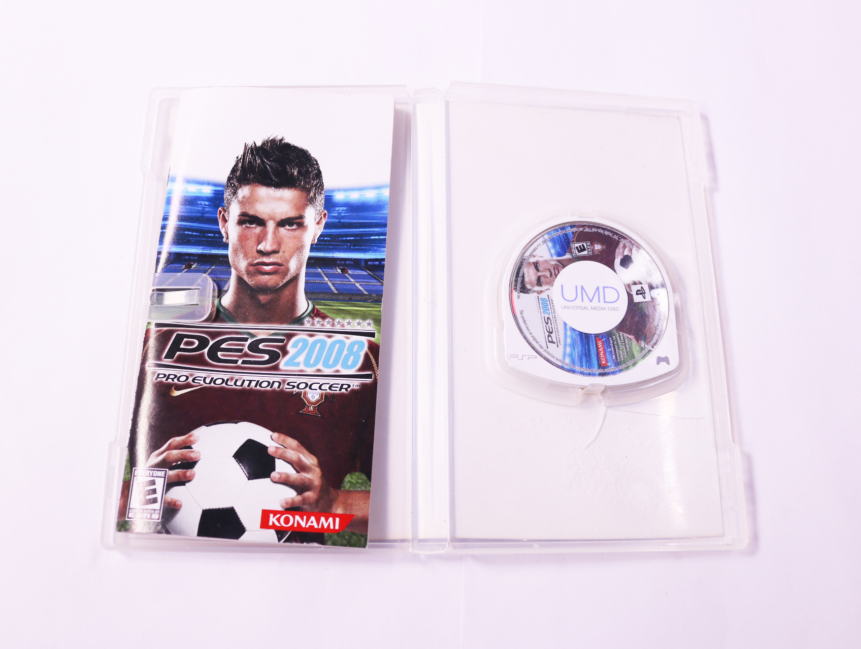 PSP - Pro Evolution Soccer 2008 - productfoto 3