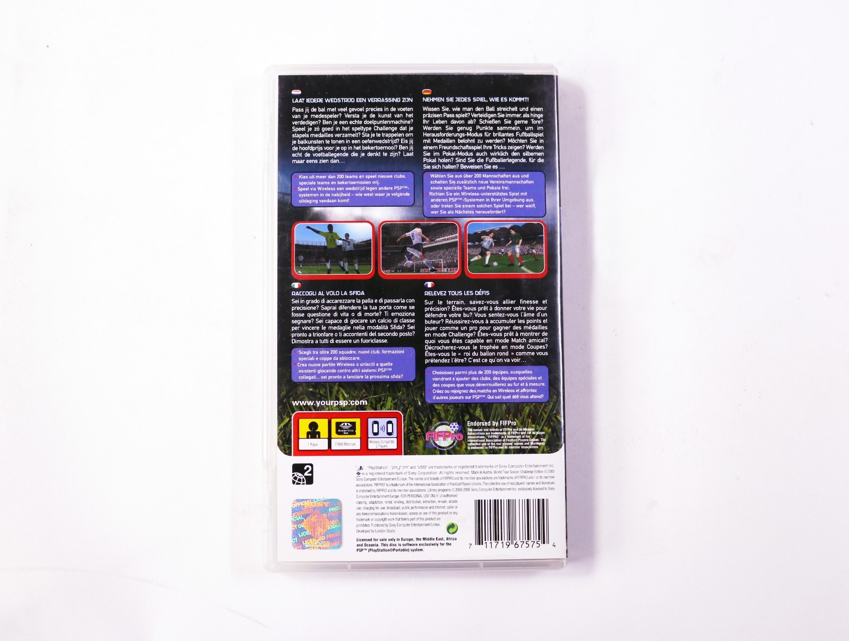 PSP - World Tour Soccer: Challenge Edition - productfoto 2