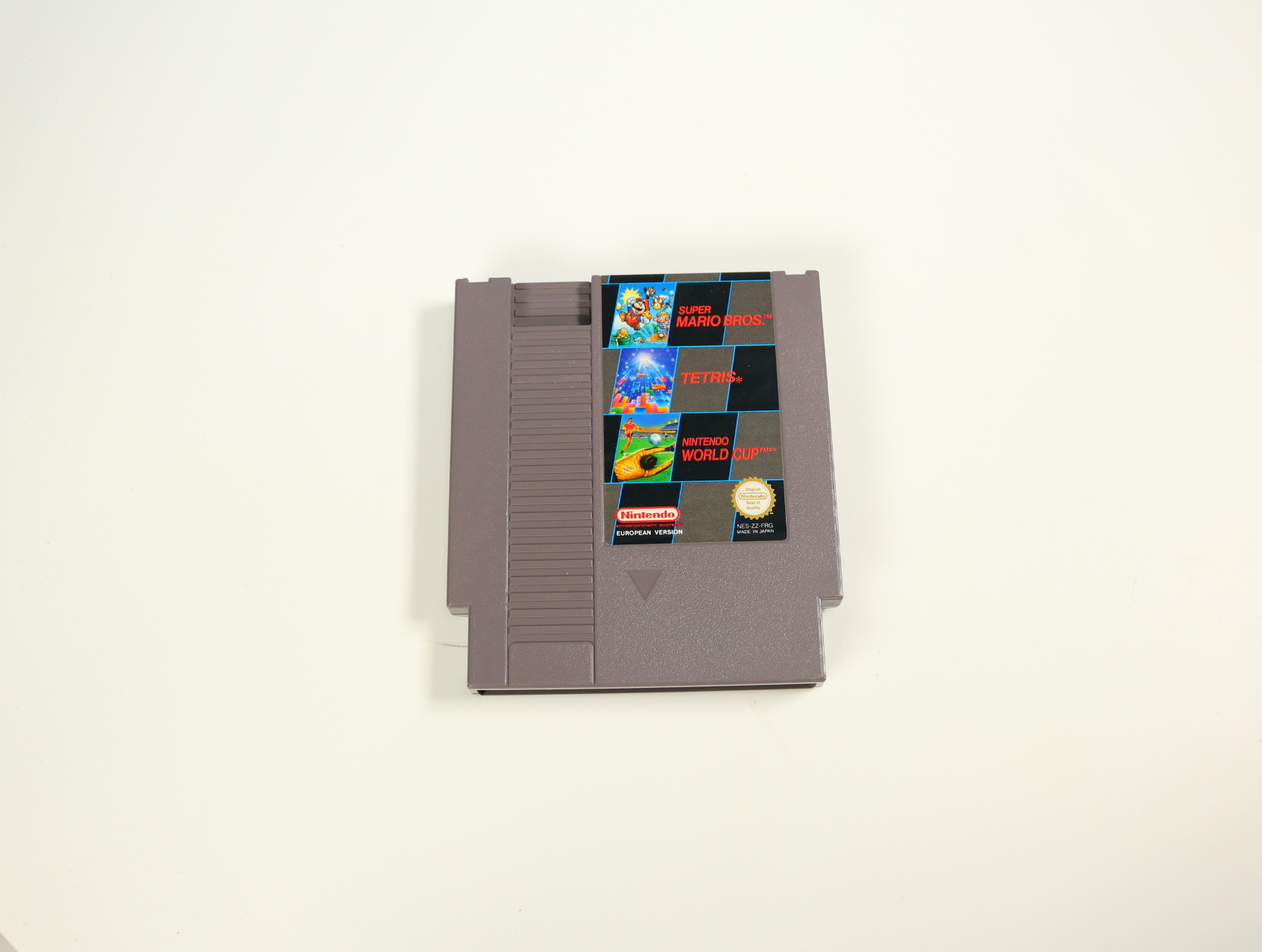 NES - Super Mario Bros Tetris Nintendo World Cup [met boekje] - productfoto 3