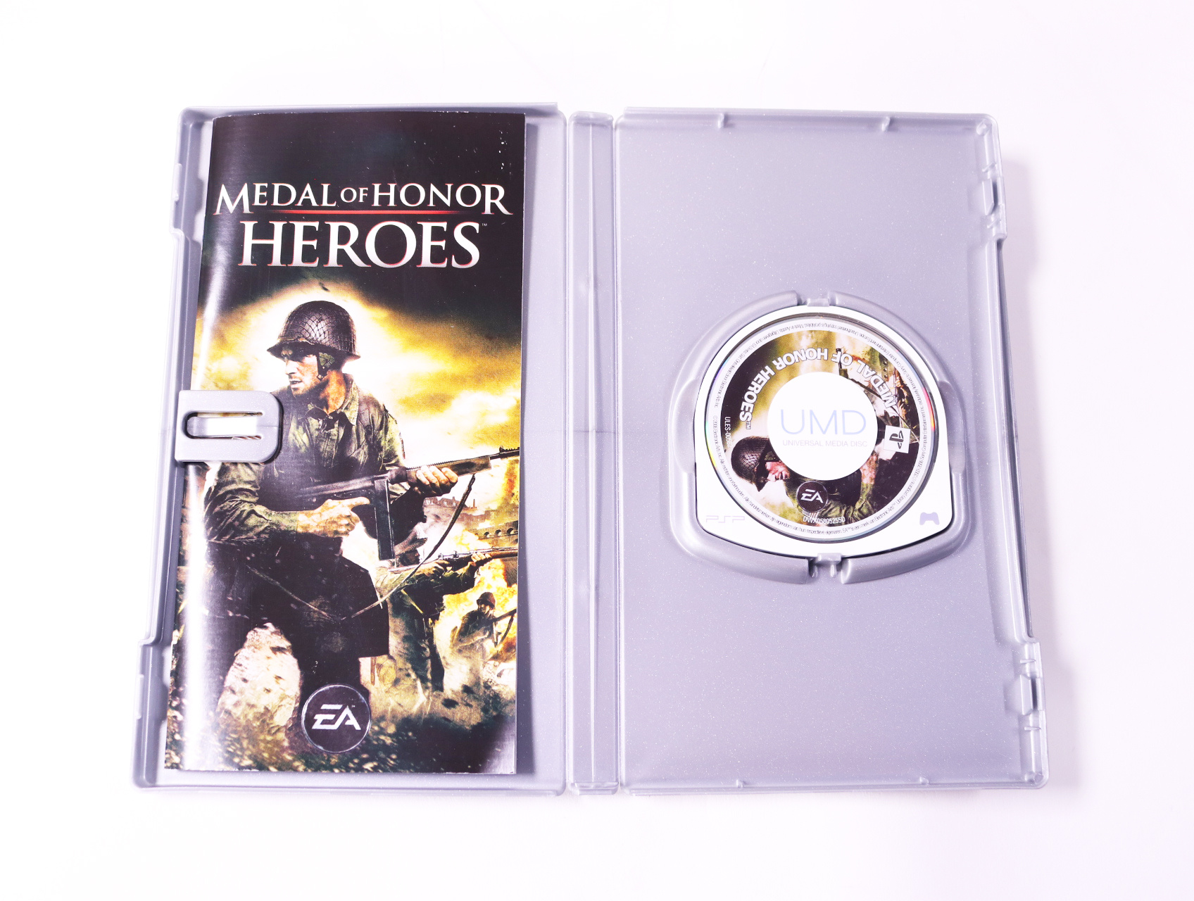PSP - Medal of Honor: Heroes [Platinum] - productfoto 3