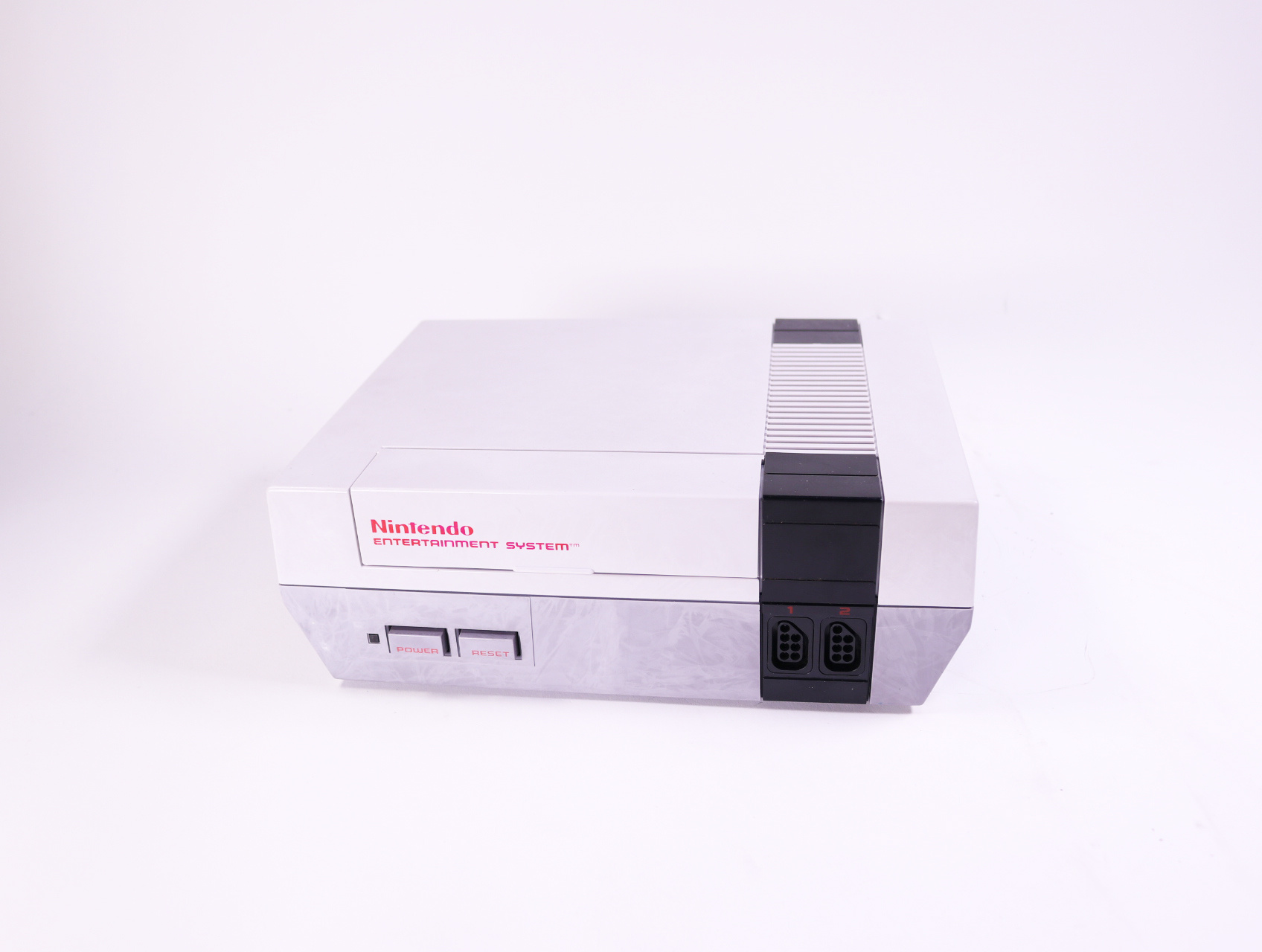 NES - Nintendo Console [Refurbished / Verkleurd] - Refurbished - productfoto 3