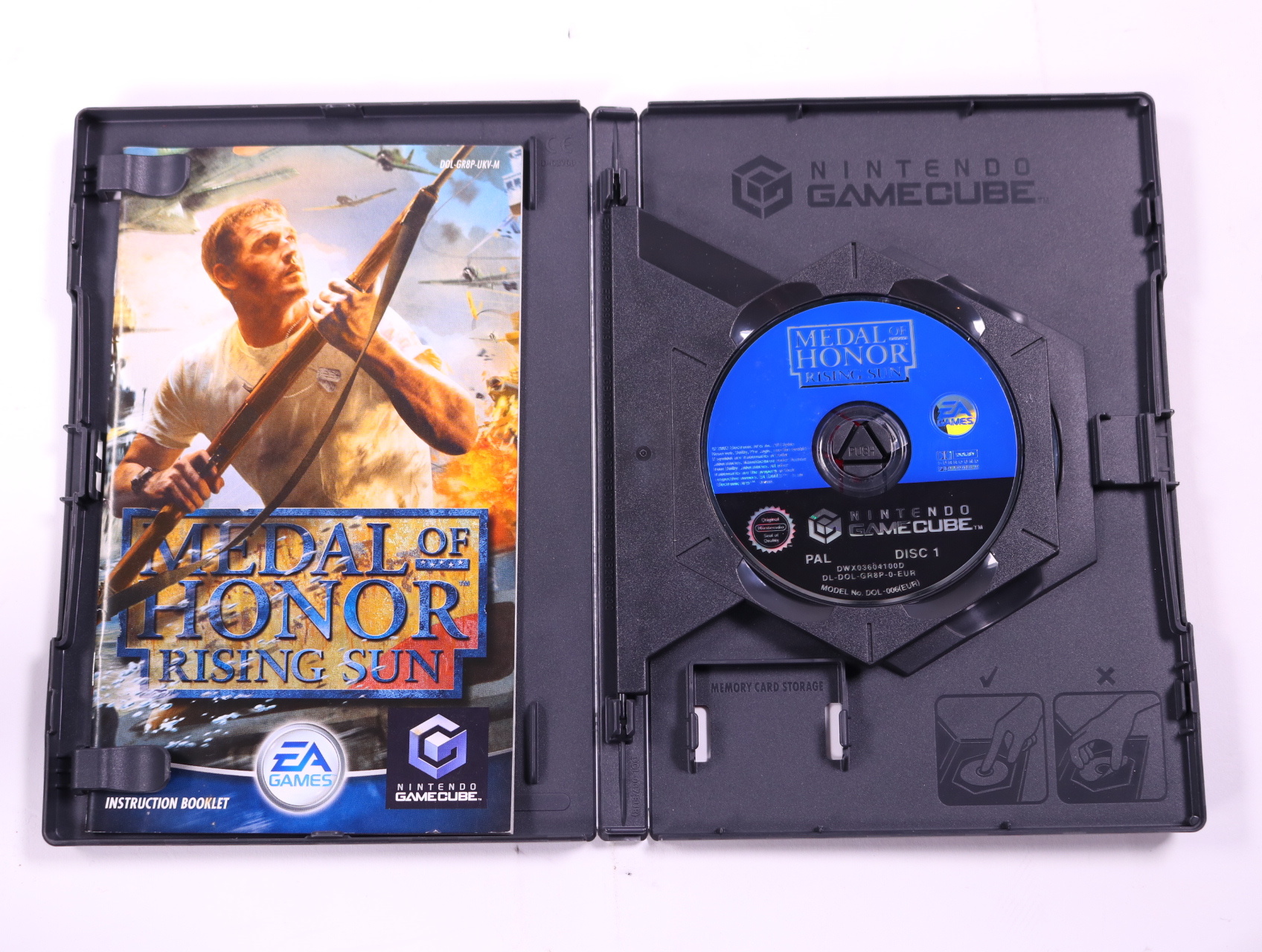 GameCube - Medal of Honor: Rising Sun - productfoto 3
