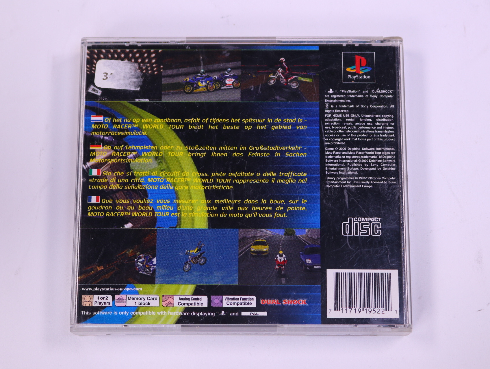 PlayStation 1 - Moto Racer World Tour - productfoto 2