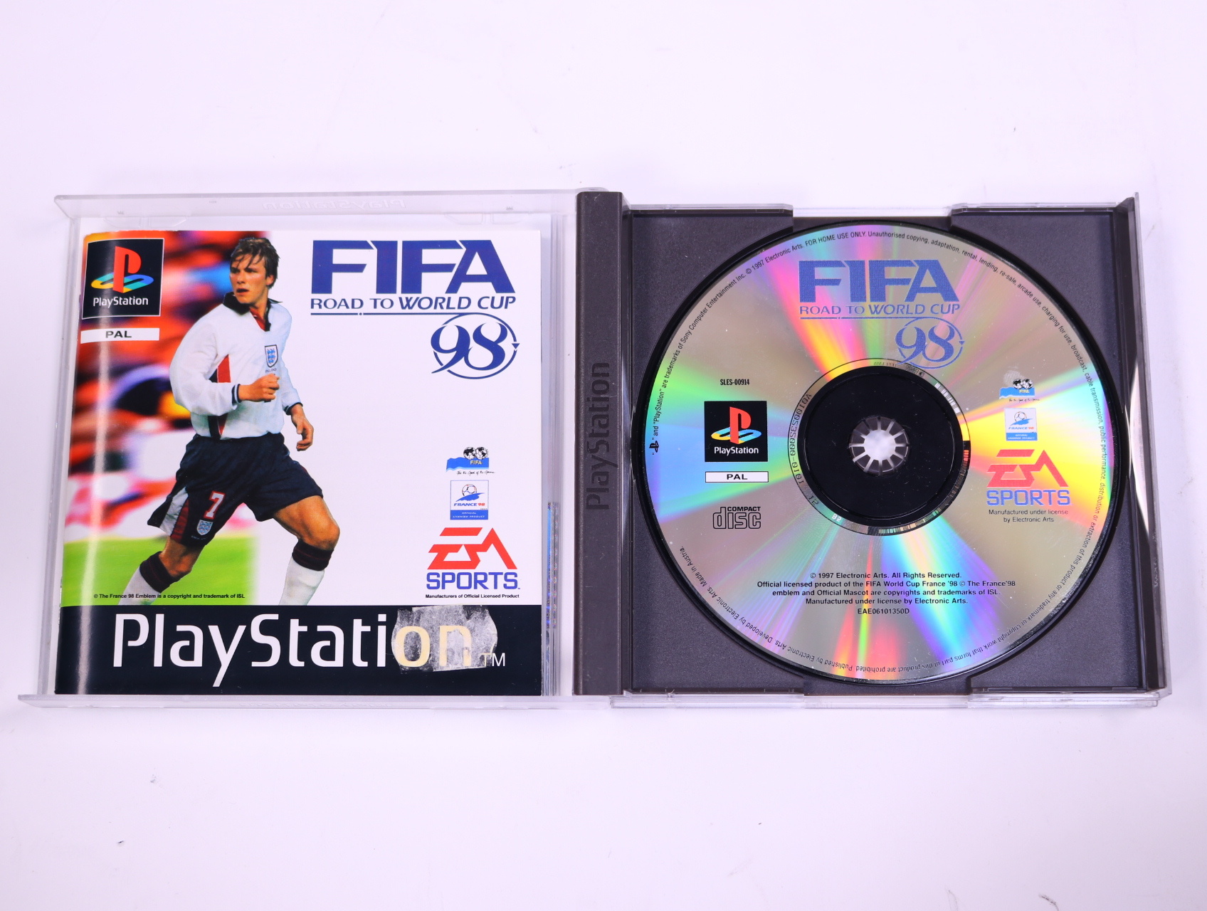 PlayStation 1 - FIFA Soccer - Road To World Cup 98 - productfoto 3