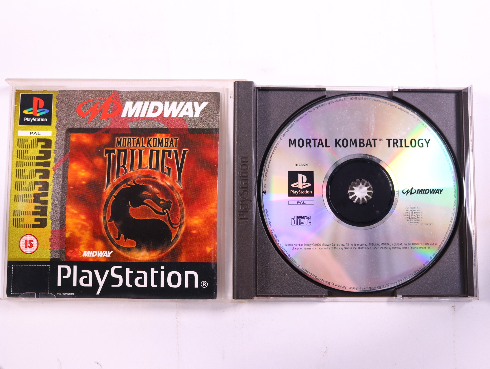 PlayStation 1 - Mortal Kombat Trilogy - productfoto 2