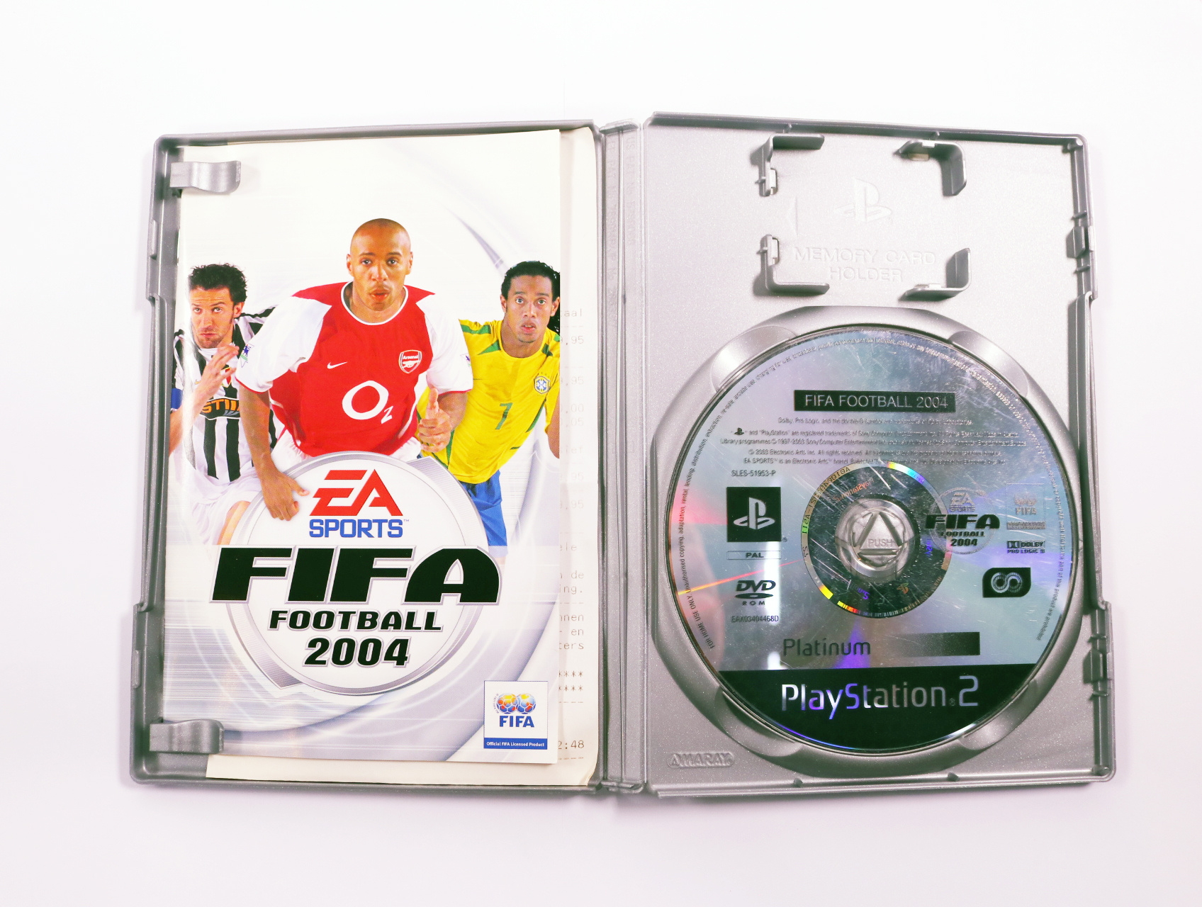PlayStation 2 - FIFA Football 2004 [Platinum Hits] - productfoto 3