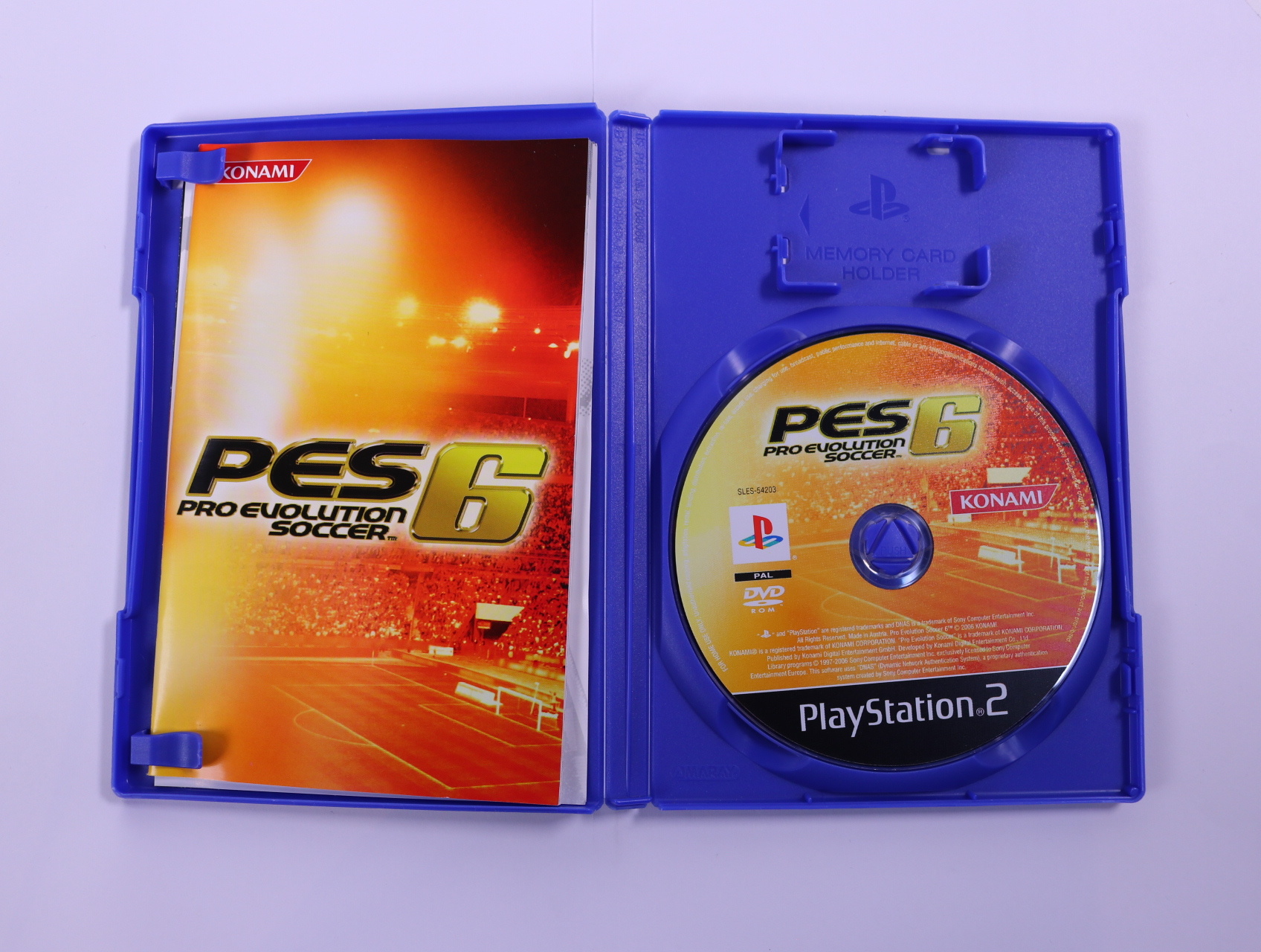 PlayStation 2 - Pro Evolution Soccer 6 - productfoto 3