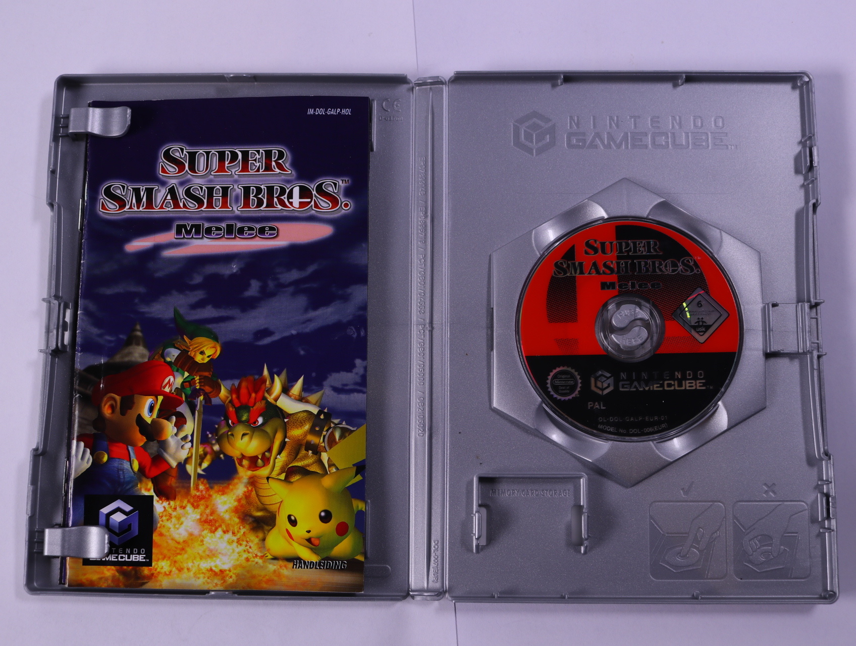 Nintendo GameCube - Super Smash Bros. Melee - productfoto 2