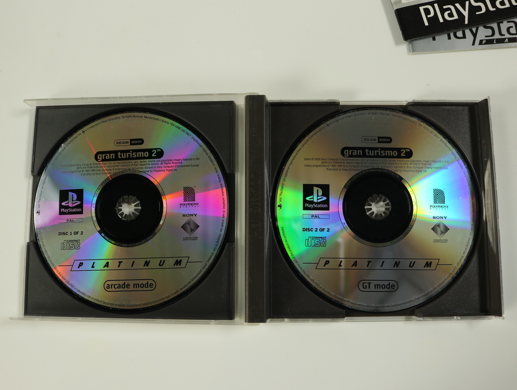 PlayStation 1 - Gran Turismo 2 [Platinum] - productfoto 4
