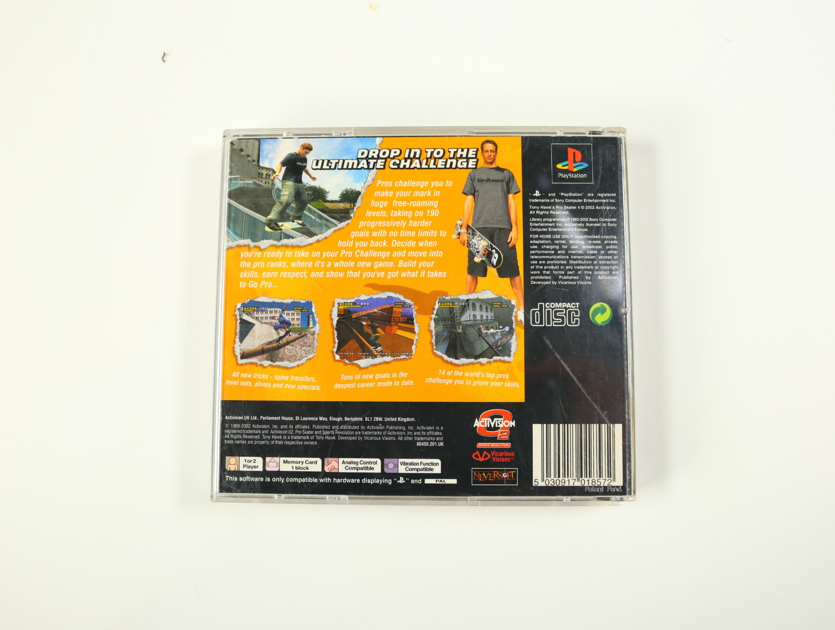 PlayStation 1 - Tony Hawk's Pro Skater 4 - productfoto 2