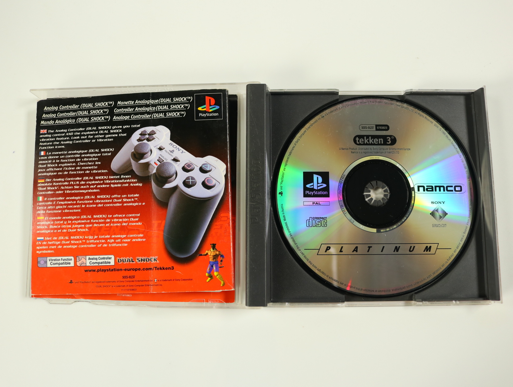 PlayStation 1 - Tekken 3 [Platinum] - productfoto 3