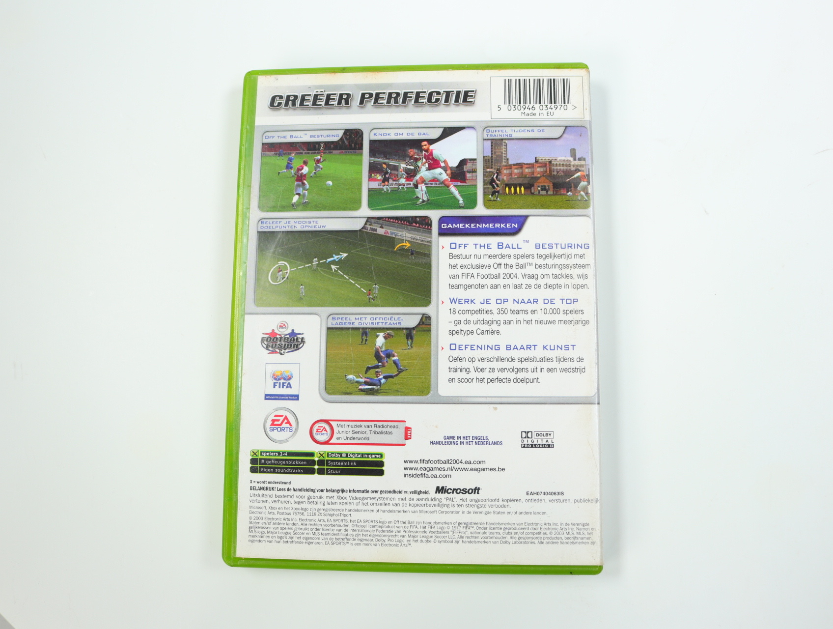 Xbox Classic - FIFA Football 2004 - productfoto 2