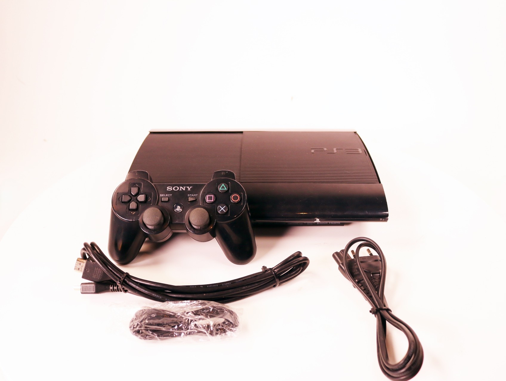 PlayStation 3 - Super Slim Console [CECH-4004C / 500GB] - productfoto 4