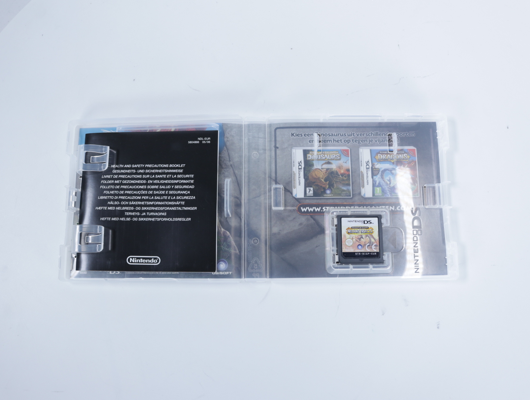 Nintendo DS - Strijd Der Giganten: Monster Insects - productfoto 3