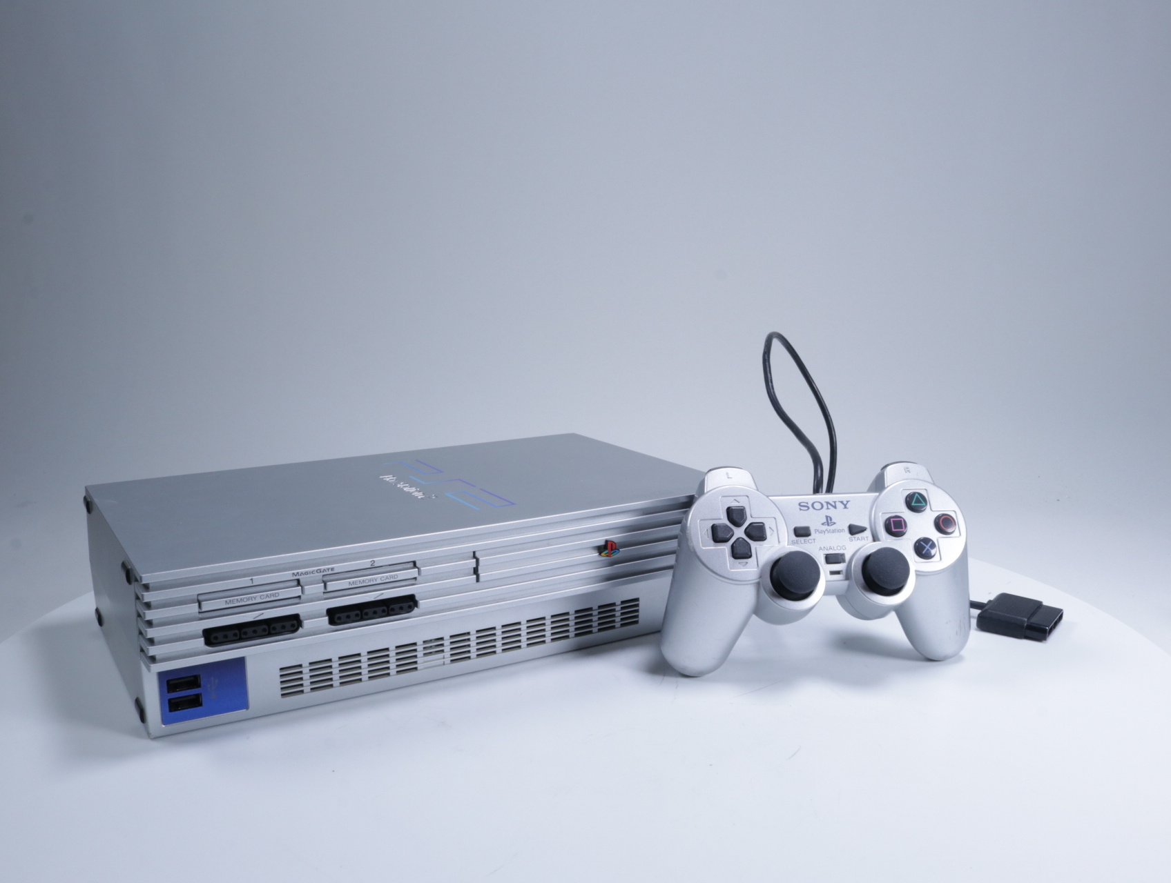 Playstation 2 - Console [Zilver / SCPH-50004] - productfoto 2