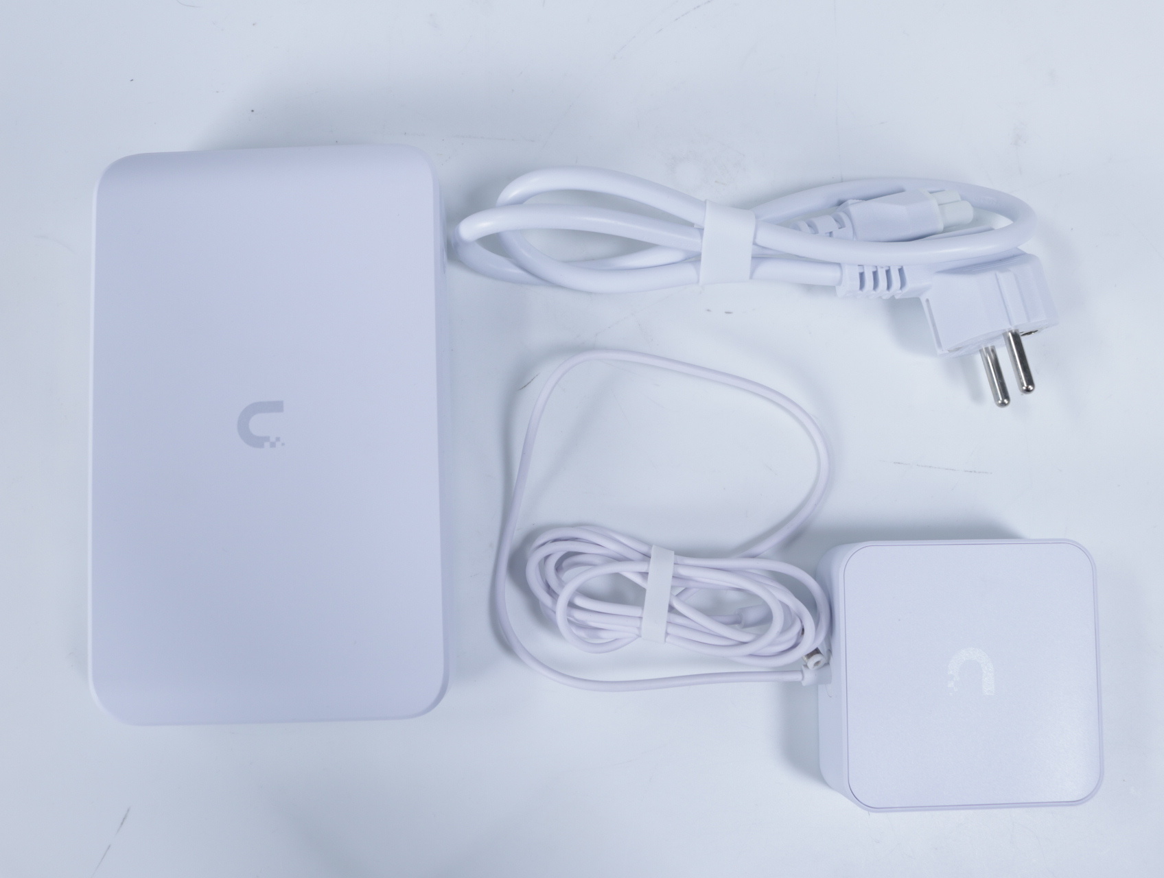 UniFi Switch Lite 8 PoE - productfoto 4