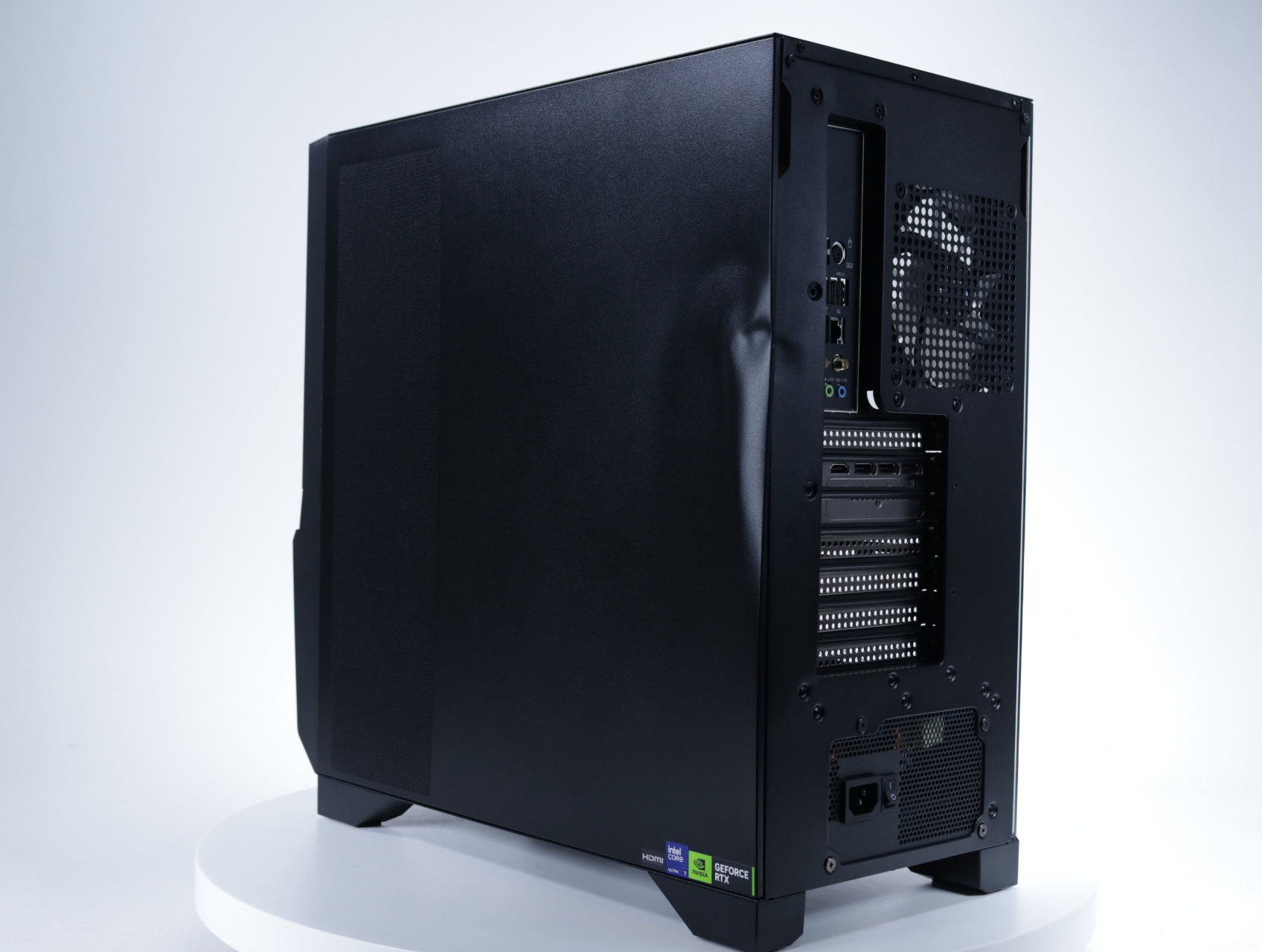 MPG Infinite X3 AI 2NVV7-055EU | Ultra 7 265K | 32GB | 1TB | RTX 5080 16GB - MSI - productfoto 6